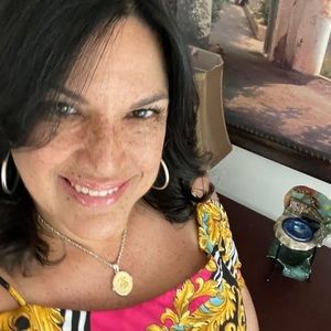 Meet your Posher, Ivelisse